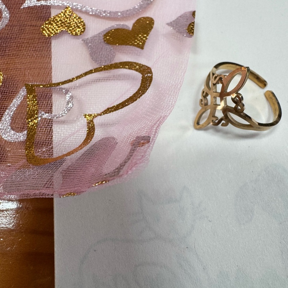 Gold Tone Filigree Adjustable Ring